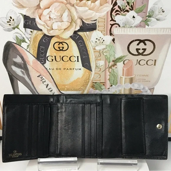 Valentino Garavani Rockstud Leather Trifold Wallet 😍🖤🔥 - Picture 5 of 17